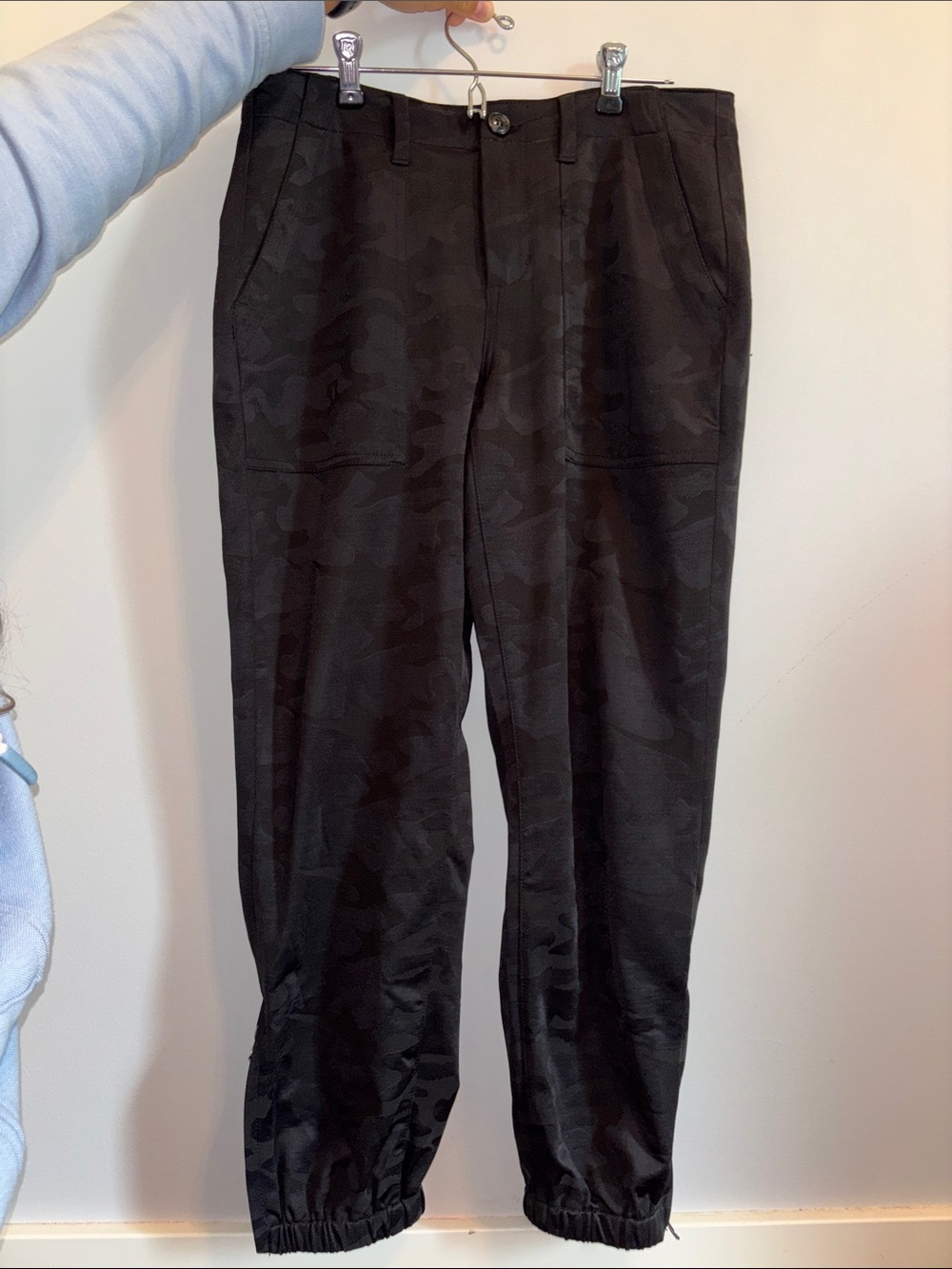 Liverpool Jeans Company Black Camo Jogger Pants